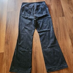 American Eagle Women's Black Denim Bootcut Jeans Large Short